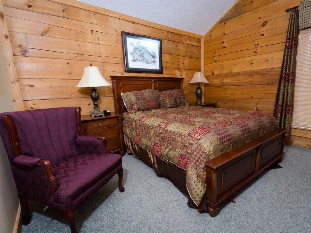 Loggers Run Room