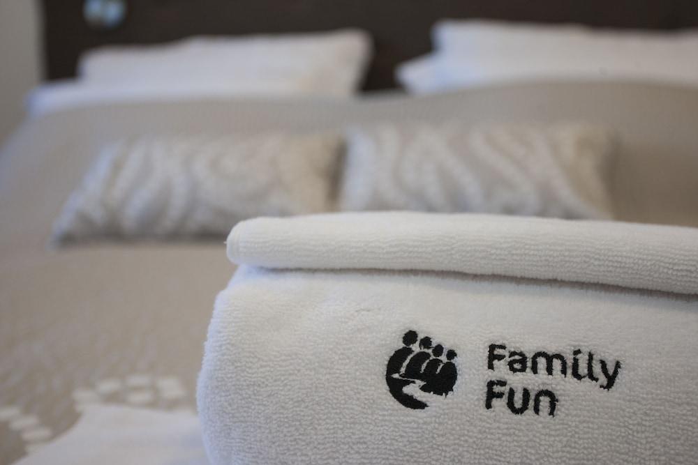 فاميلي فن بوهويا تفاصيل الفندق من الداخل