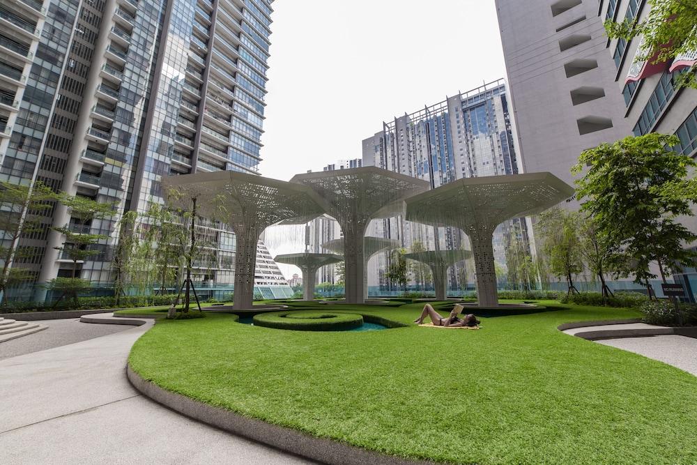 أرت بلس باي سليبي بير المنطقة الخارجية