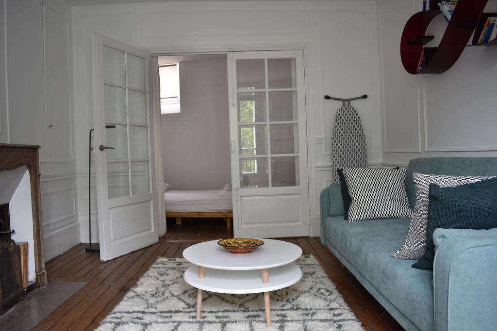 2 Bedroom Flat on Quai de Valmy Others