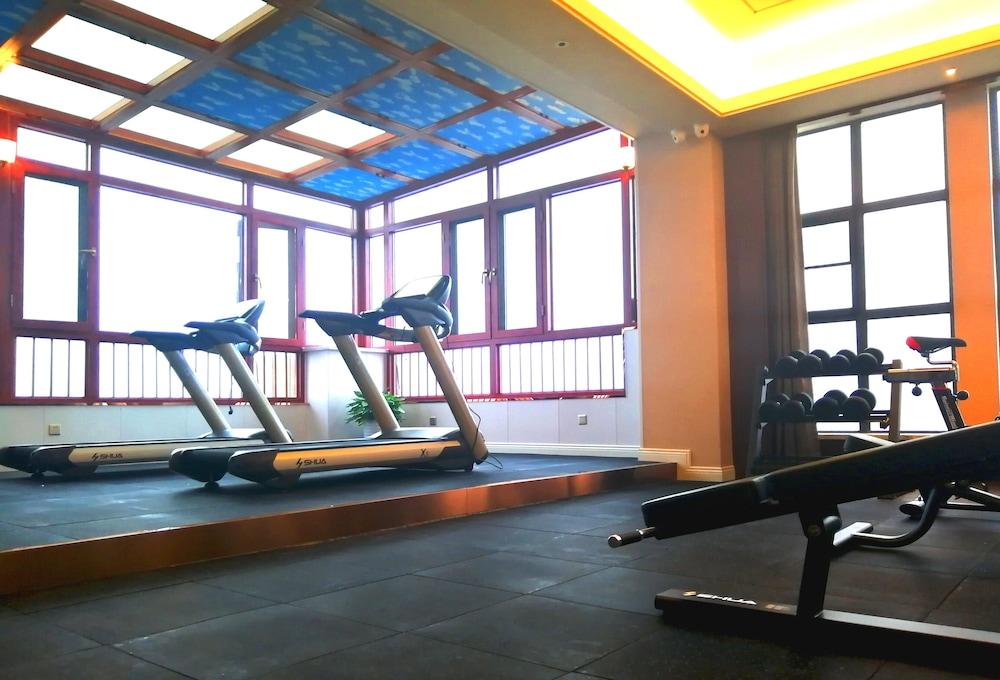 تشانغشا واليانج هواشين هوليداي هوتل صالة الألعاب الرياضية