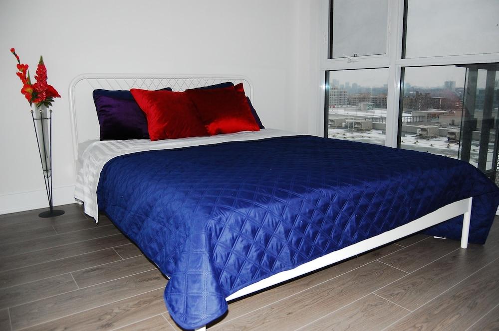 شوبس أت دون ميلز فيرنيشد أبارتمنتس