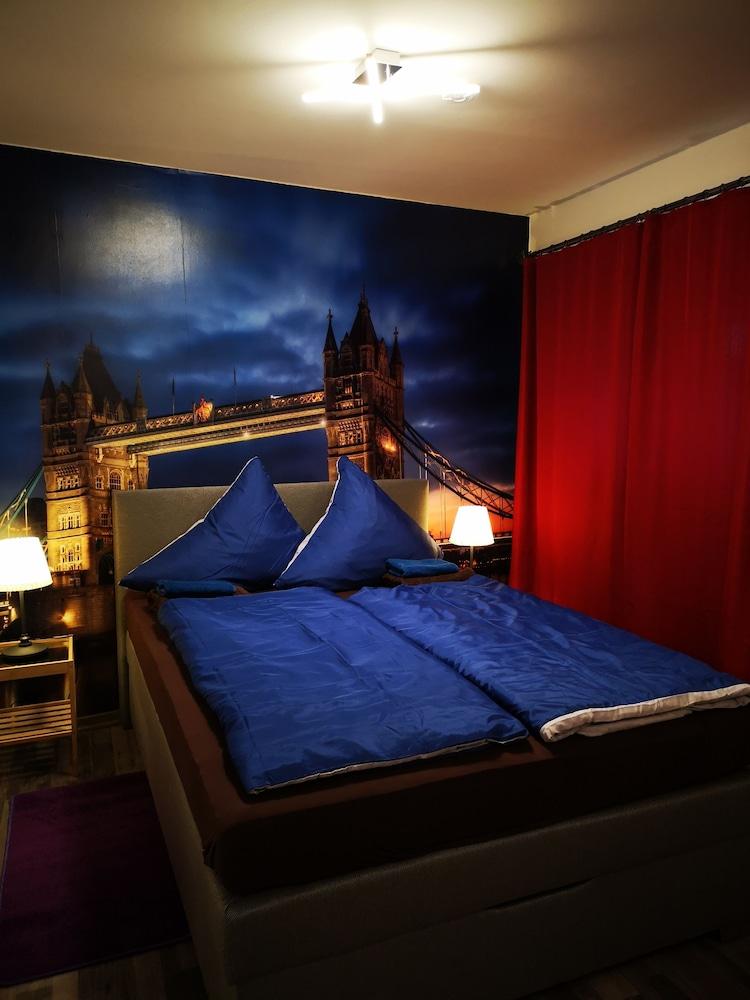 فرينفونونجن باريس لندن نيويورك غرفة