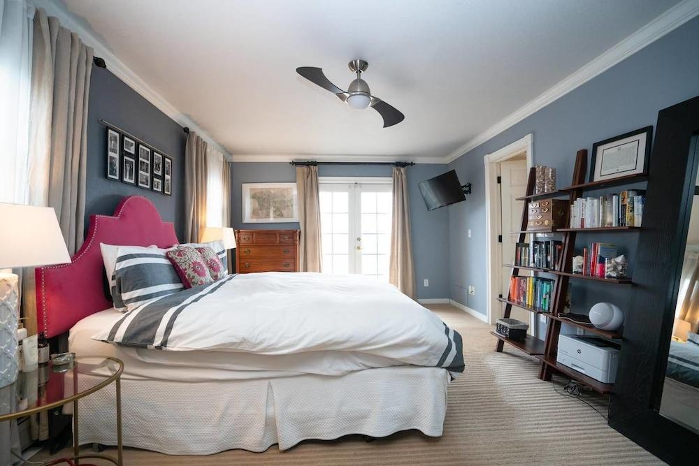 ذا تايمليس ريتريت إيه شيري كريك فاميلي هوم غرفة