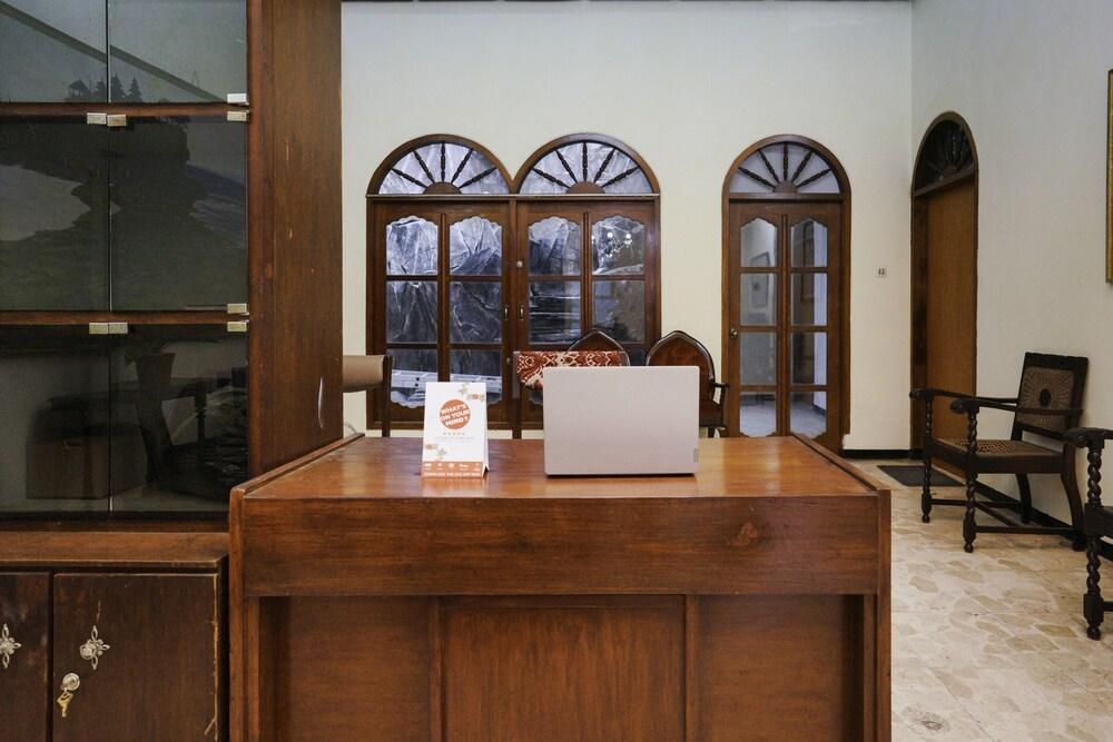 هوتل أو بينجينابان بيدارا سياريا منطقة الاستقبال