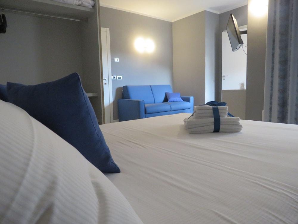 فنق أرجنتاريو مع إمكانية ركوب الدرجات والقوارب غرفة