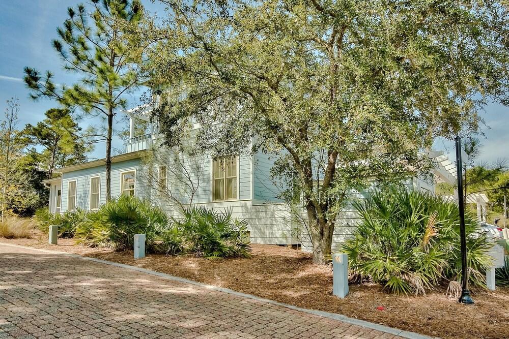 مانوليا كوتيدجز باي ذا سي-9 كريك بارك باي فلوريدا ستار فاكيشنز المنطقة الخارجية