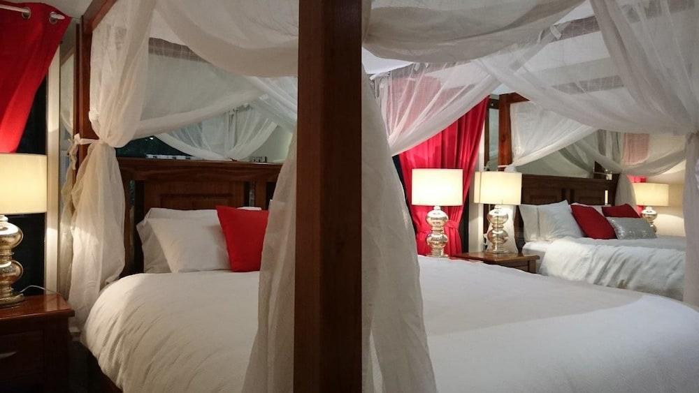 لينجر إيه وايل شاليه