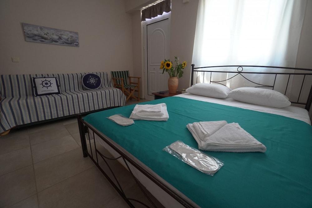 Modern Studio in Rethymno Room