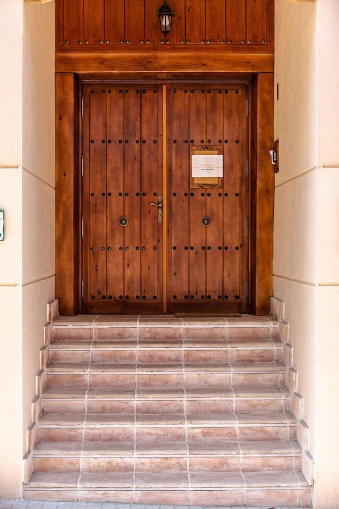 لا بوديجا دي كينتين المنطقة الخارجية