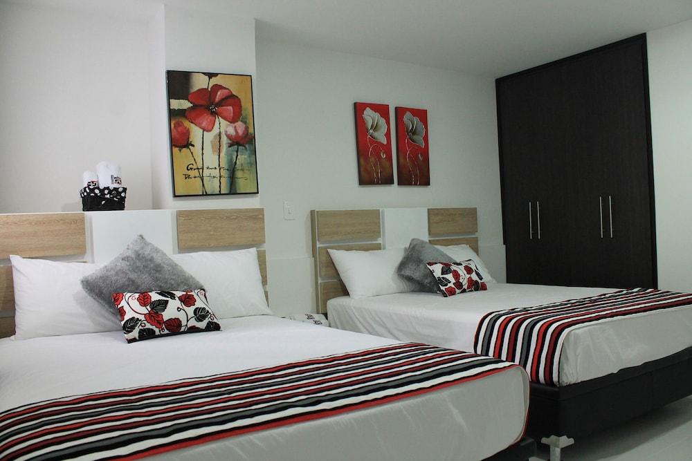 هوتل جاودالوب بلازا غرفة