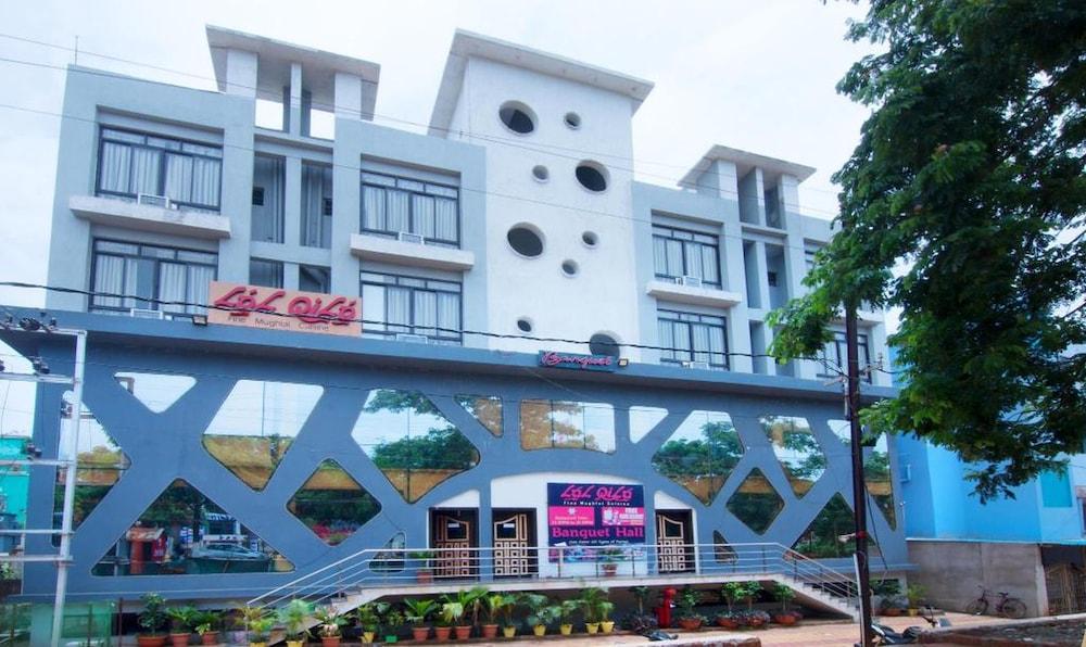 Hotel Lal Qila