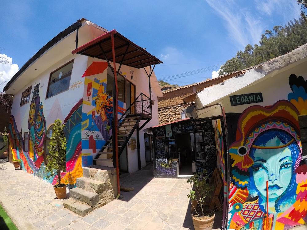 Supertramp Hostel Cusco Exterior