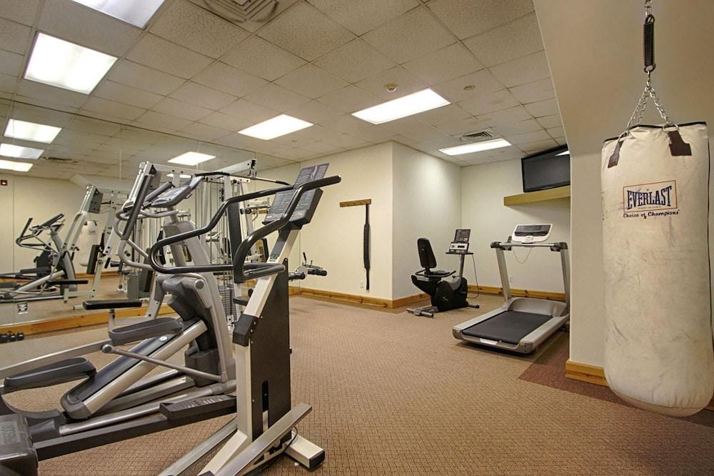 كورال آت بريكينريدج 102 إي باي بيك بروبيرتي مانيدجمنت مرفق اللياقة البدنية