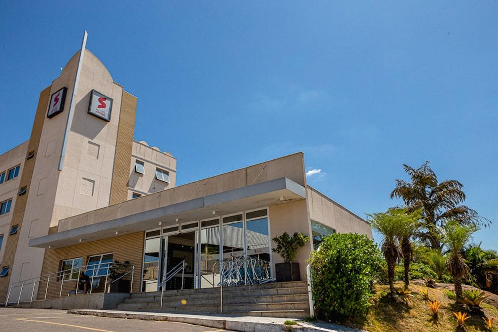 في أو إيه بيزنس سوبريم تشويس كونفاينز تفاصيل الفندق من الخارج