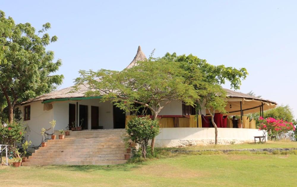 Kutch Safari Resort Exterior