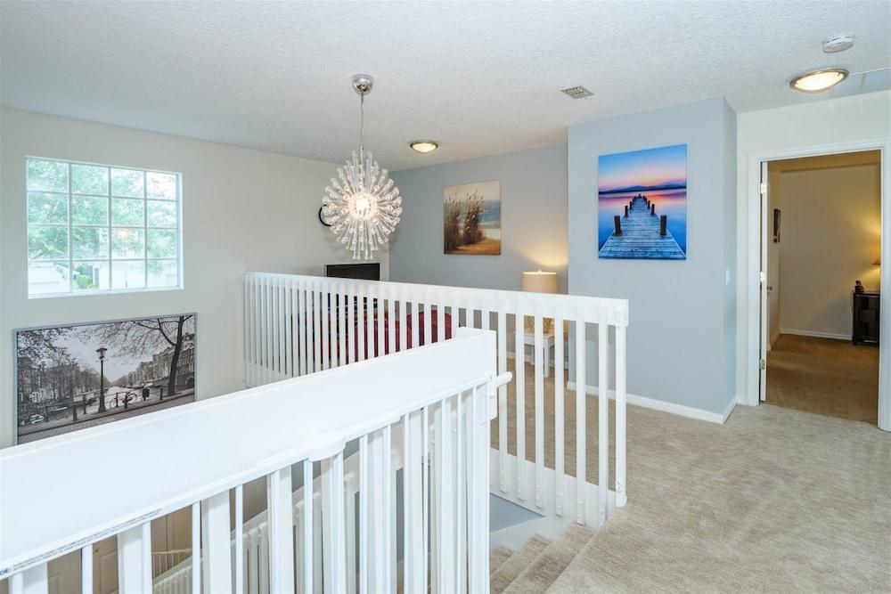 Fabulous 5 bed Villa With a West Facing Pool With no Rear Neighbours Overlooking Conservation Land Interior