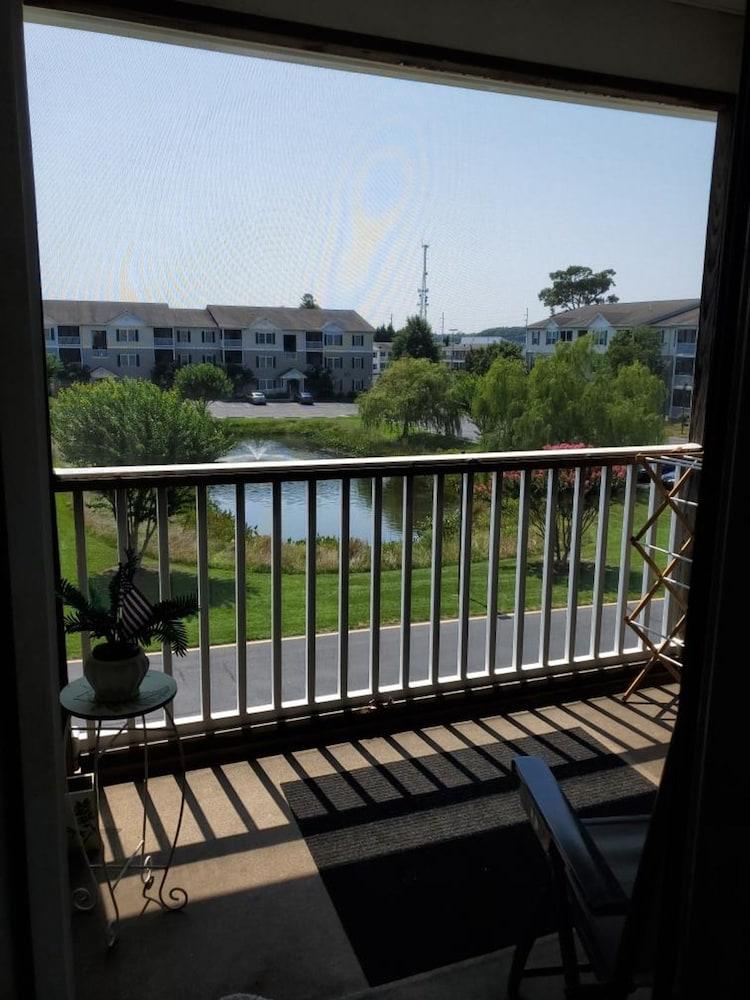 100 كاسكيد لين كريكوود يونيت 124 باي لونج آند فوستر المنطقة الخارجية