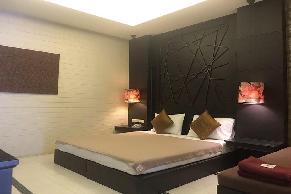 بارادايس إن ريزورت - للبالغين فقط غرفة