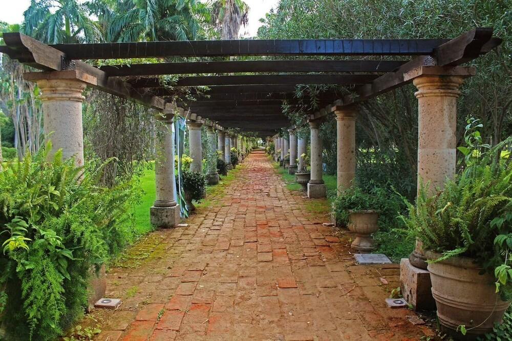 كاسا إنجينيو دييب إنسايد لوس موتشيس تفاصيل الفندق من الخارج