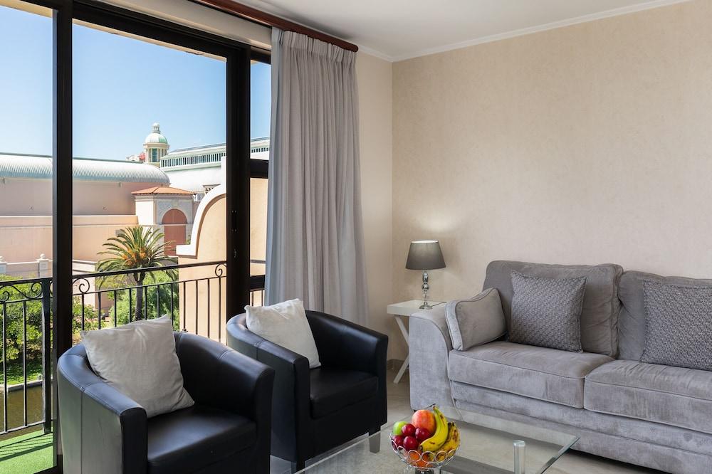 أيلاند كلوب اا302 باي كثا داخلي