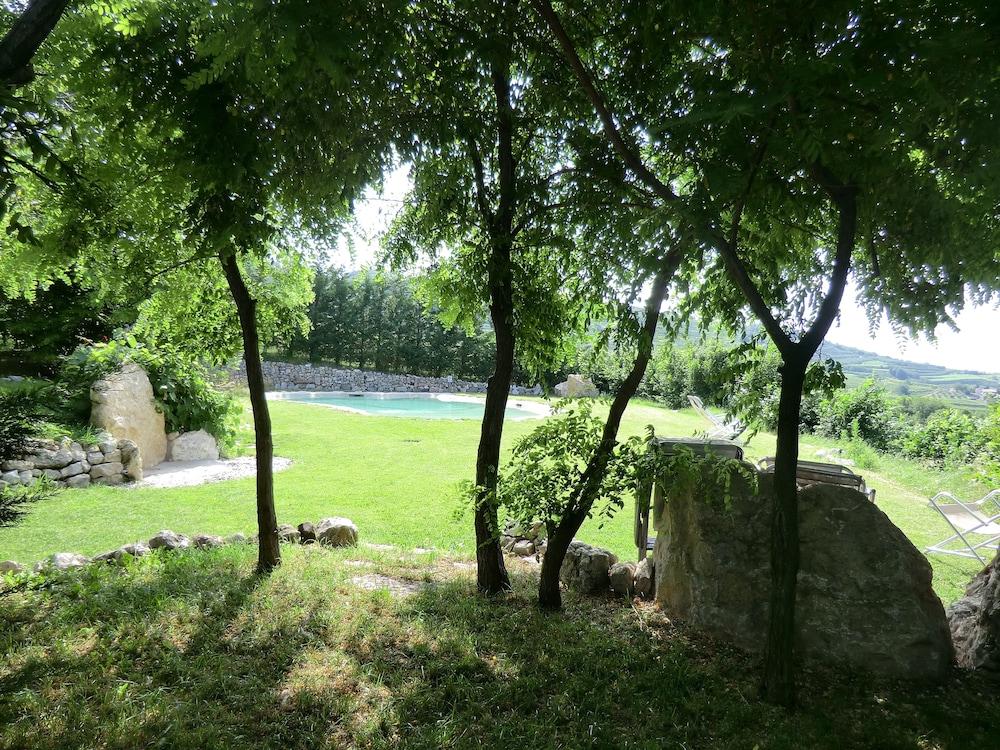 Agriturismo La Perlara - Adults Only Property Grounds