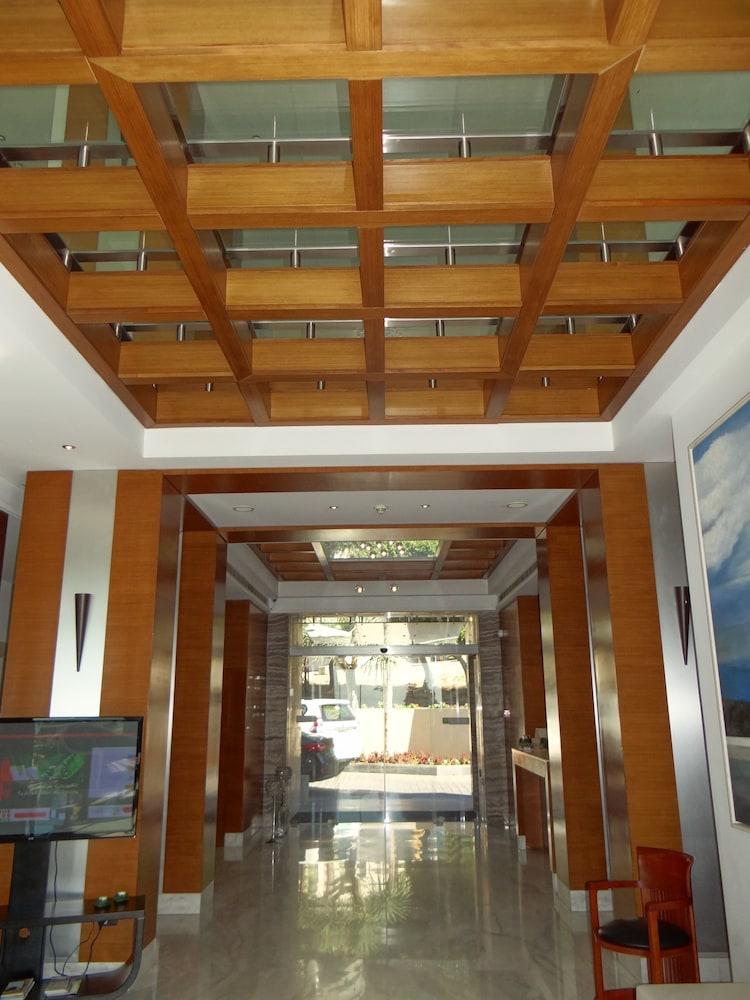 Monte Mare Hotel Lobby