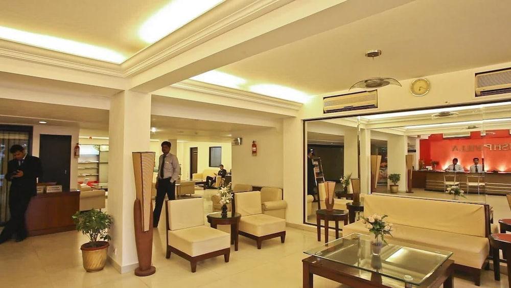 هوتل بوشبفيلا قاعة الاستقبال