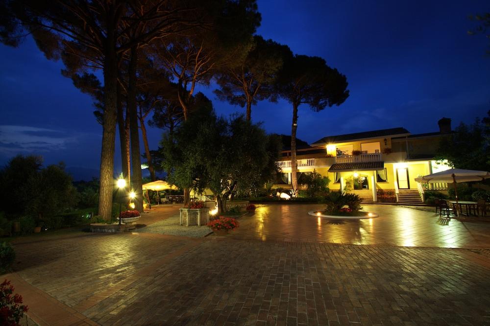 لا فيلا ديل كول