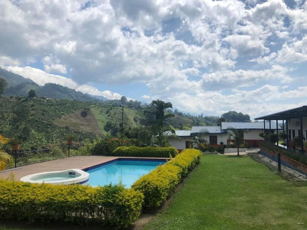 فينكا هوتل سان إسيدرو