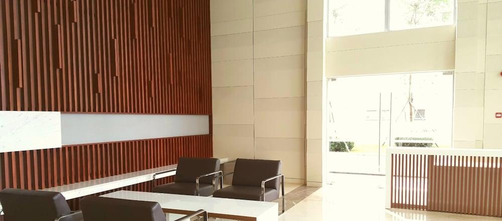 هنري أبارتمنت سيك جولف إس دبليو بول إف 11 منطقة الجلوس في الردهة