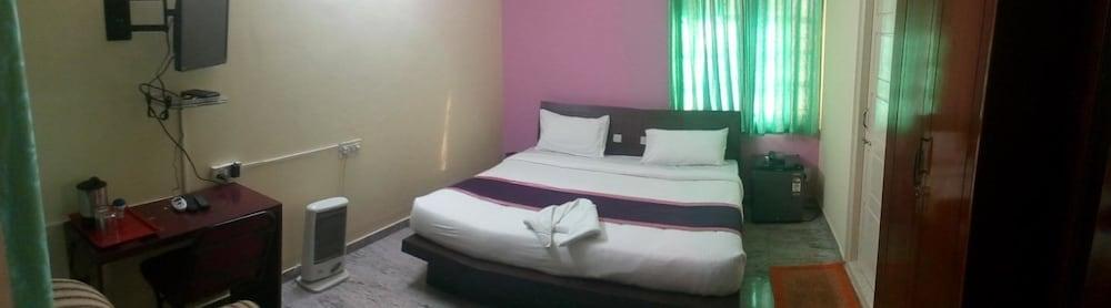Rishon Suite Room