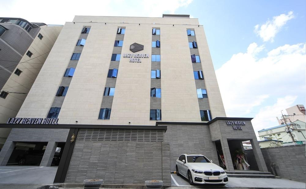 Hotel Lazy Heaven Exterior