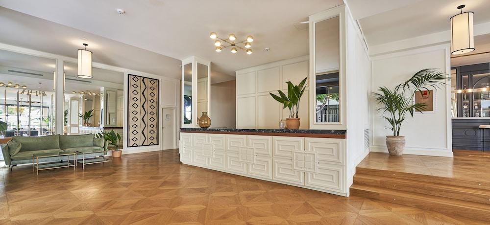 هوبوسا هوتل داينا - ٔلبالغس فقل منطقة الاستقبال