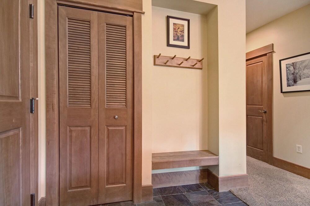 3003 لون إيجل تو بيد روم كوندو باي ريدونينج غرفة