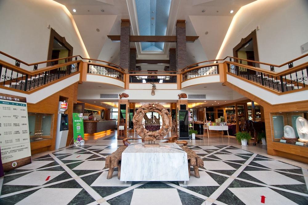 Shin Kong Chao Feng Ranch And Resort Lobby