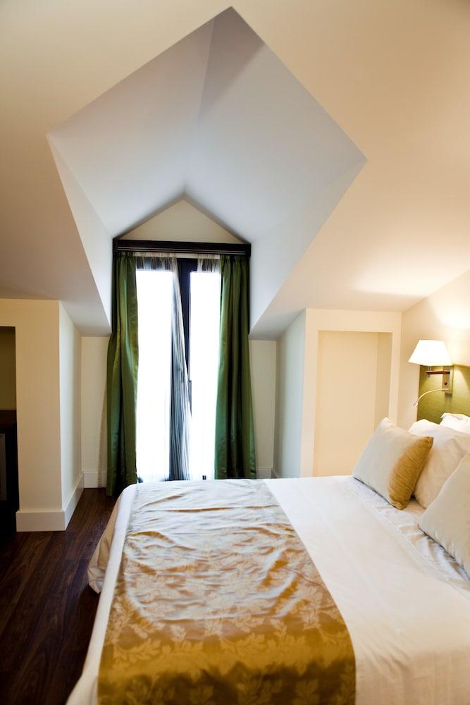 هوتل آند وينيري سينوريو دي نيفادا غرفة