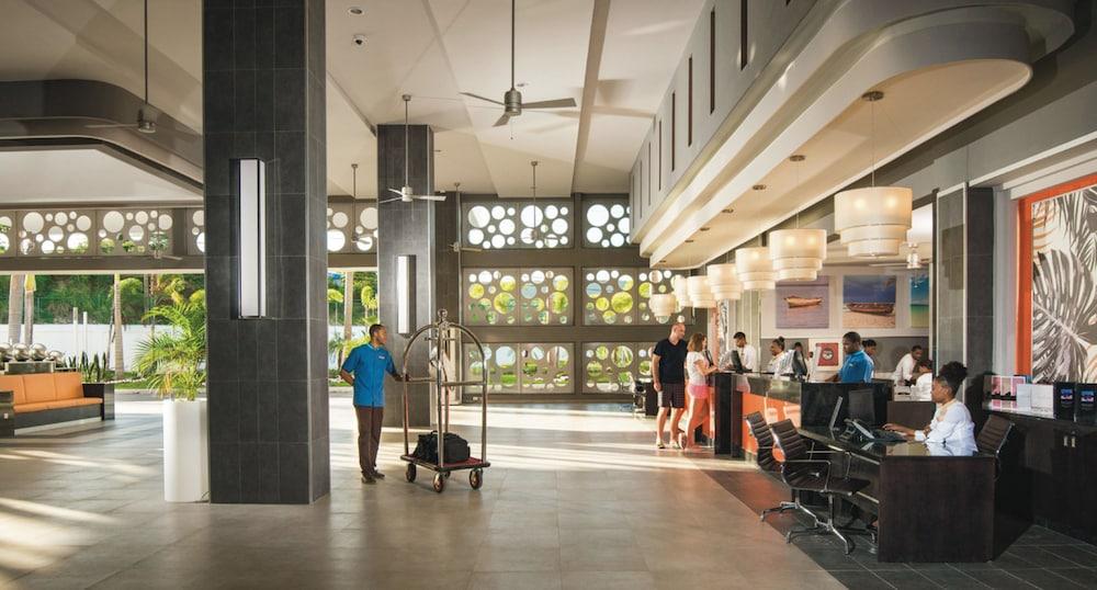 هوتل ريو ريجاي - ٔلدالتس ٔونلي -سشامامل جميع الخدمات الردهة