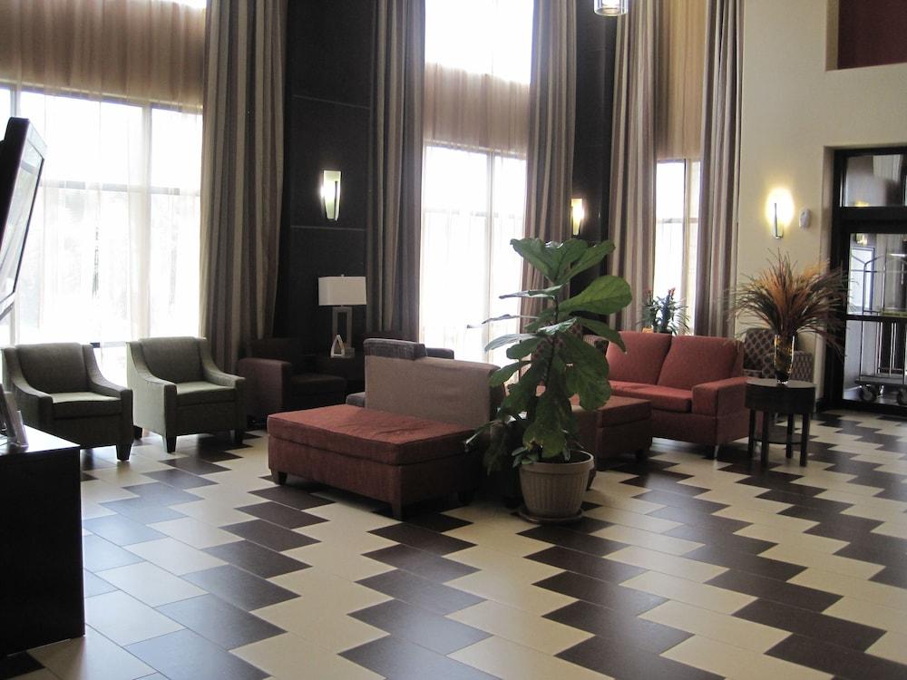 بايمونت باي ويندام جيويت منطقة الجلوس في الردهة