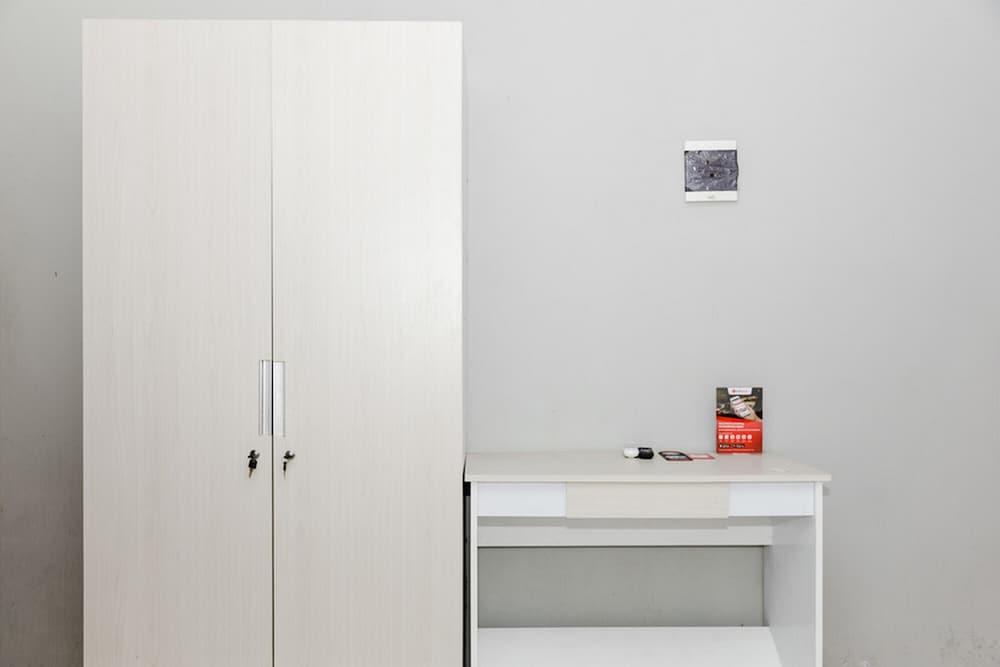 ريد دورز بلس نير ترانزمارت كايراجي دوا مانادو غرفة