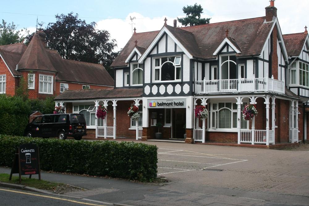 Gatwick Belmont Hotel Exterior