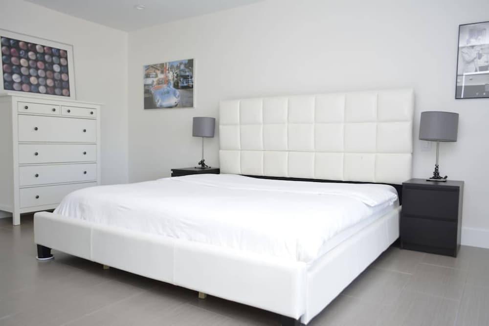 2 بدروم هومز إن نورث ميامي باي تي إم جي غرفة