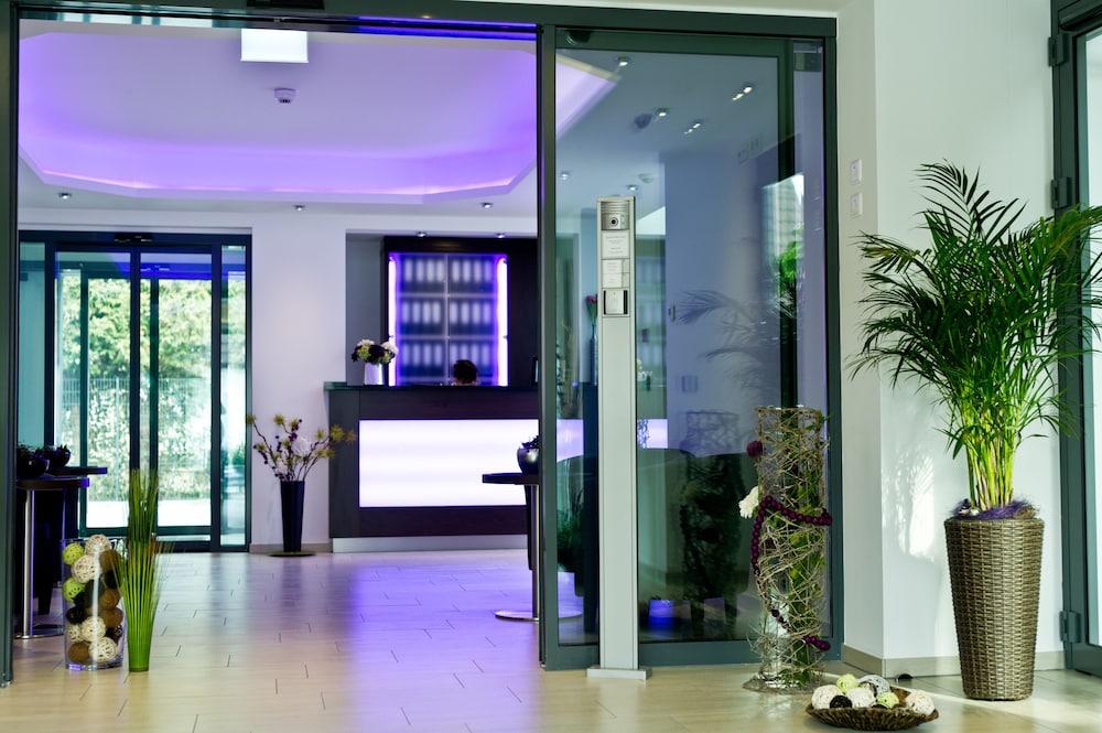 فولفهول - هوتل نوي هايديلبيرج - هوتل هايديلبيرج الردهة