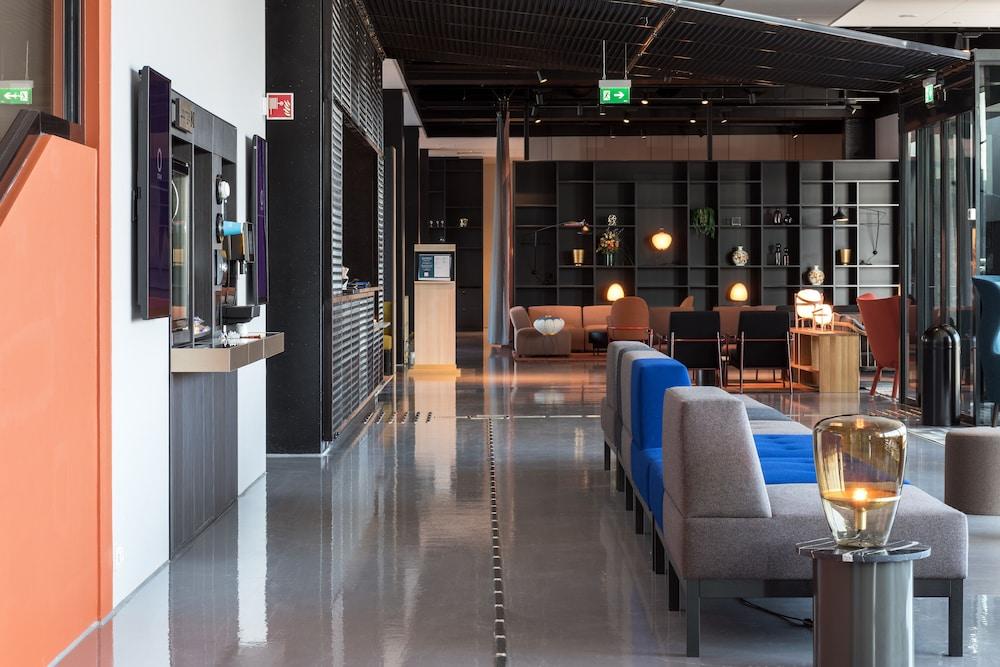 كواليتي هوتل بوند منطقة الانتظار في الردهة