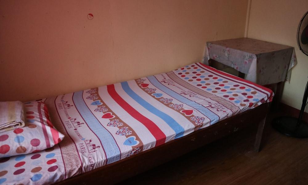 مابيني بنسيون غرفة