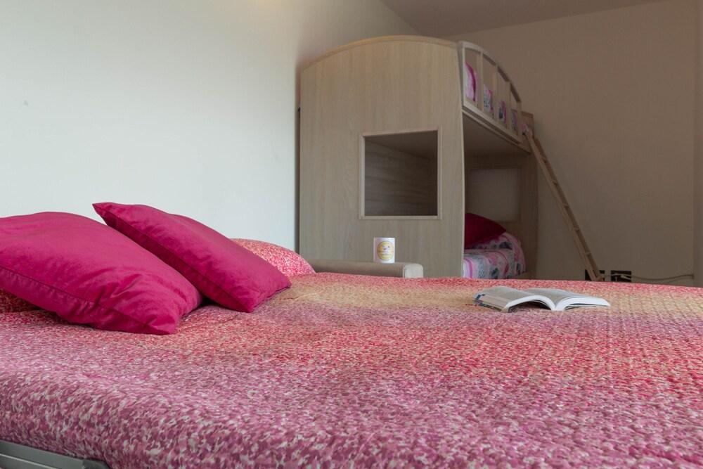 ماما سيتشيا هوليداي هوم - ئب أون ذا هيلز غرفة