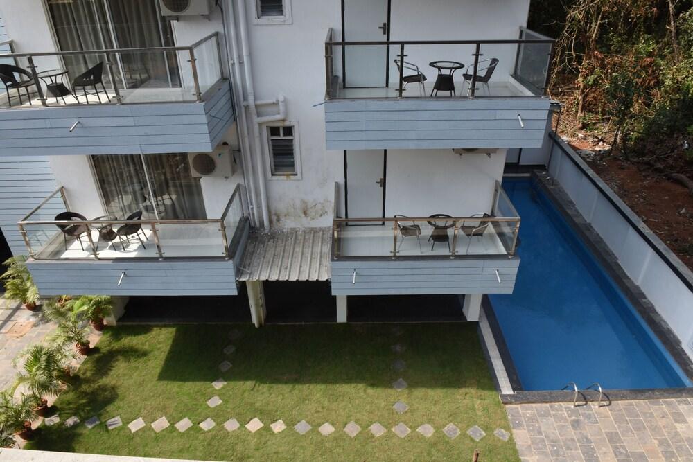 Treehouse Alchemy Creek Goa Exterior