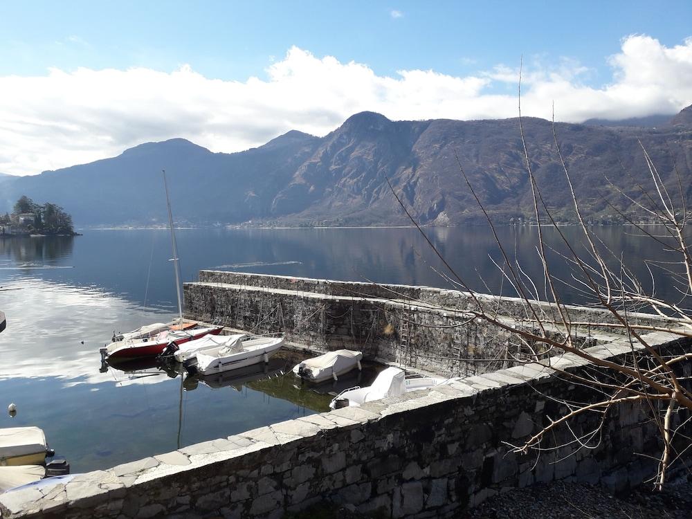 بي آند بي كازا ديلا موسيكا ليك فيو المنطقة الخارجية