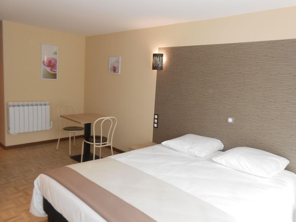 هوتل لا بوز غرفة