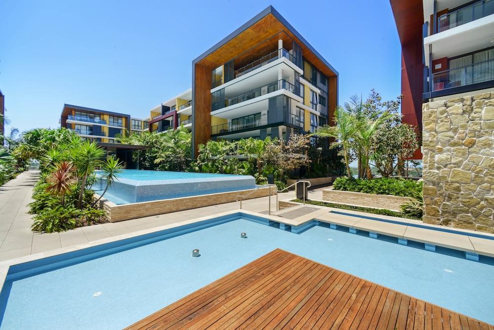 Deluxe Retreat in the Centre of Convenience